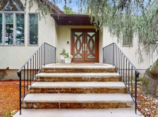 67 Westview Rd, Wayne, NJ 07470