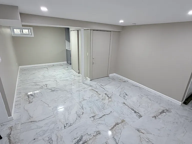 11 John Ave — Photo 5