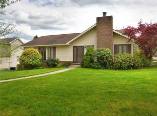 208 Fawn Ct, Pittsburgh, PA 15239