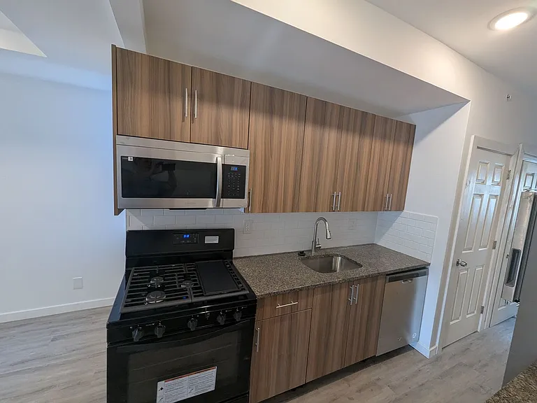 6612 Rising Sun Ave — Photo 8