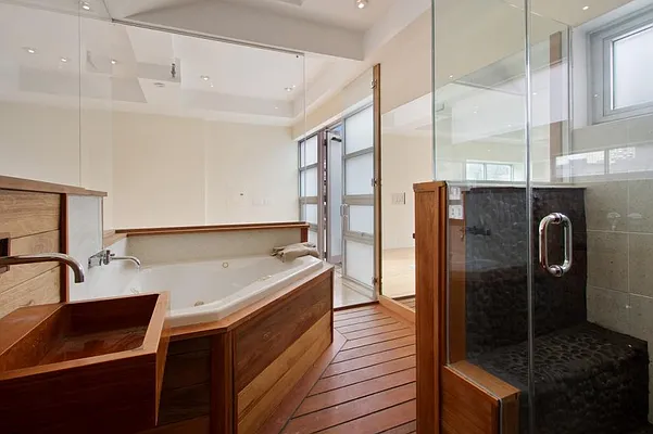 Sold by Corcoran | media 7