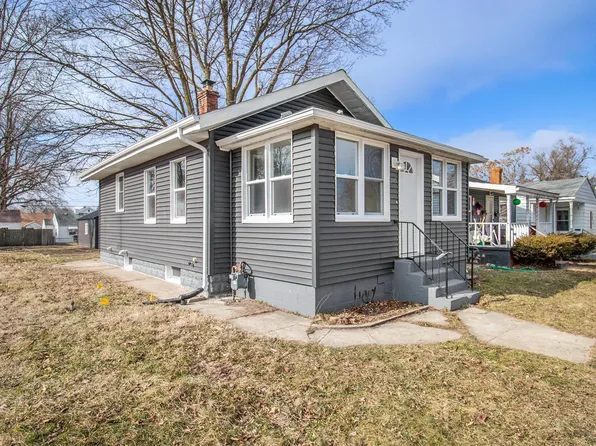 2115 Kendall St, South Bend, IN 46613