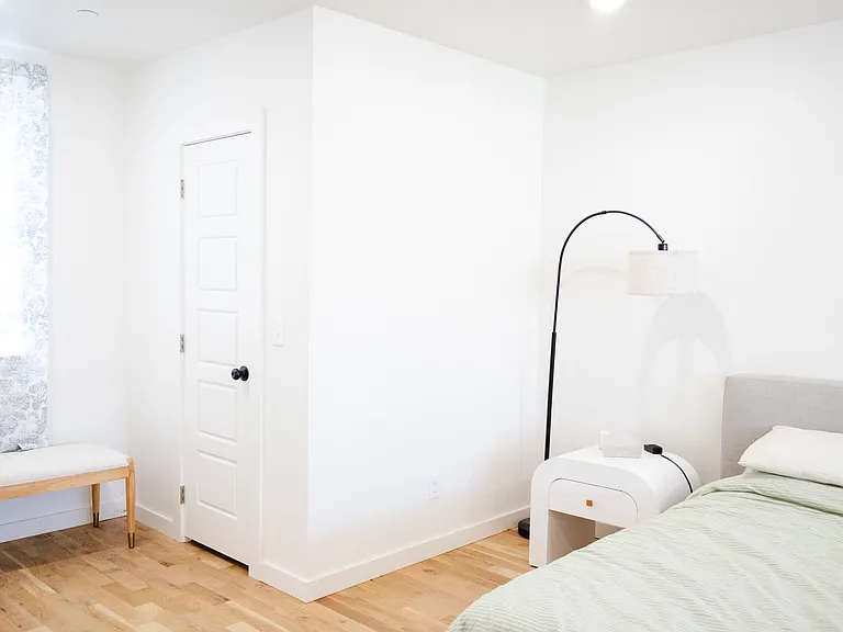 1216 N Blackwelder Ave #12 — Photo 20