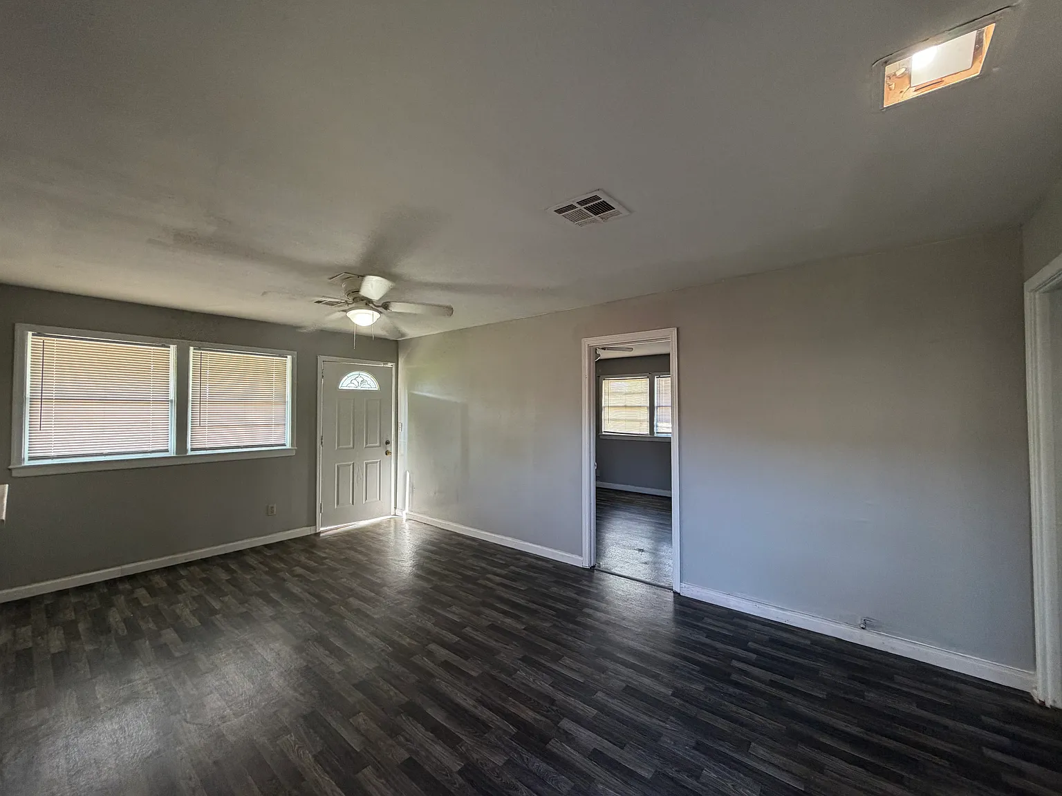 3555 Monroe St — Photo 2