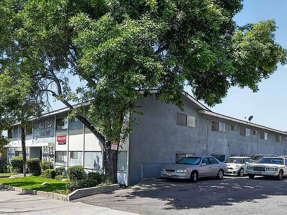 3rd image of 4447 Ocean View Blvd