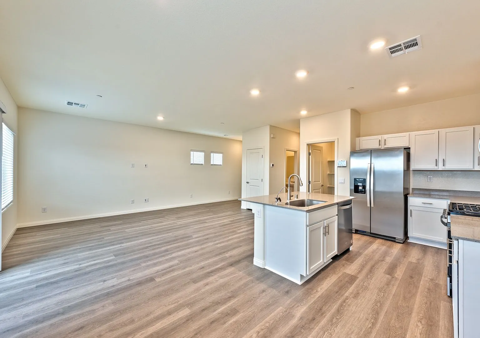4706 Turquoise Cliffs Avenue, Las Vegas, Nevada 89141 — Photo 4