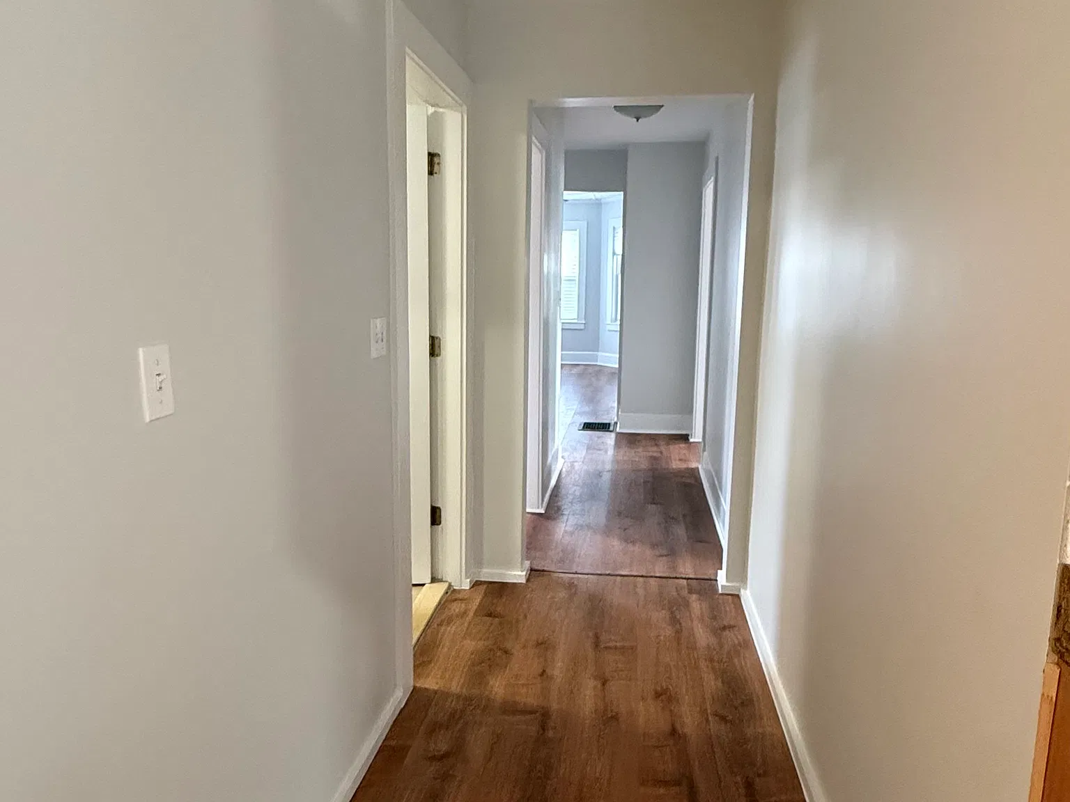 3 bed, 1250 sqft, $2,750 — Photo 4