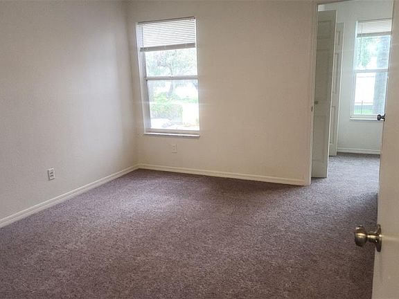 5th image of 4540 Commander Dr APT 2224