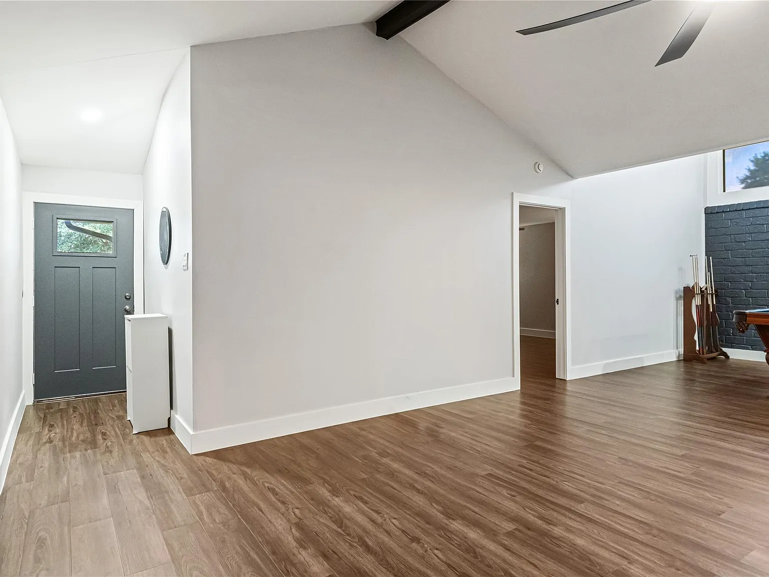 2 bed, 2.0 bath, 1618 sqft, $1,875 — Photo 4