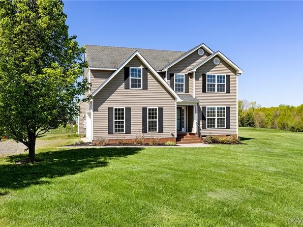 90 Waltons Store Rd, Louisa, VA 23093