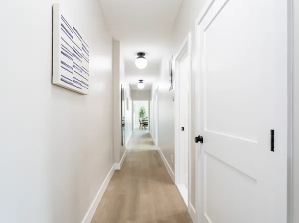 (undisclosed Address), Jamaica, NY 11432