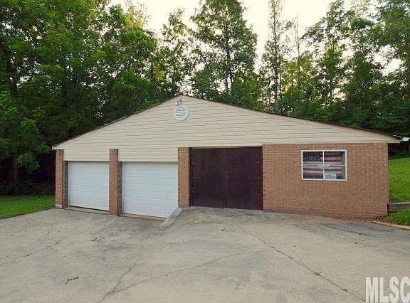 4th image of 2459 Chandler Pl