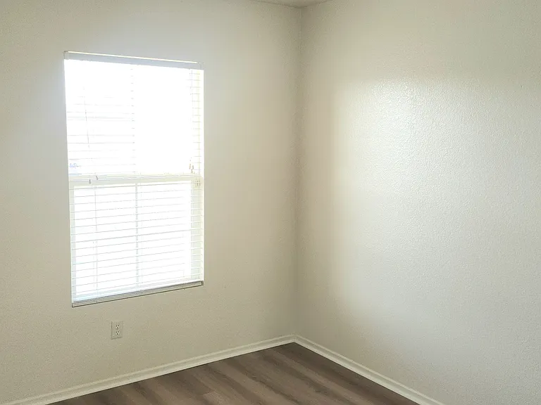 14041 Horseshoe Way — Photo 25