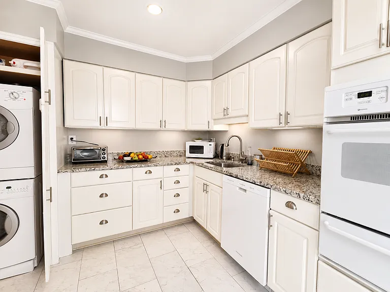 42 Bouton Green Ct — Photo 2