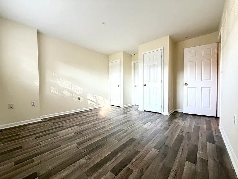 2543 Selkirk Ct — Photo 38