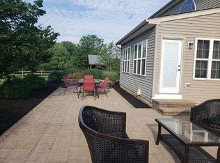 2004 Woodbridge Ln, Pennsburg, PA 18073