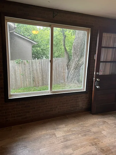 4 bed, $2,450 — Photo 4