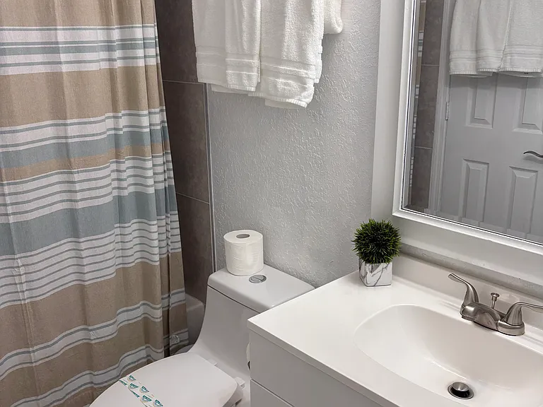 10330 Turkey Lake Rd #105 — Photo 15