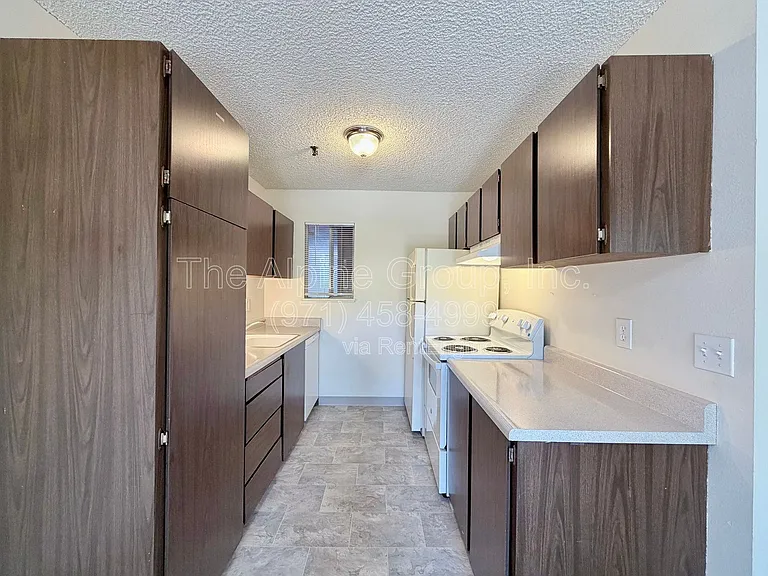 13341 SW 17th St — Photo 6