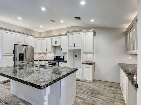 6223 Elderberry Wine Ave, Las Vegas, NV 89142