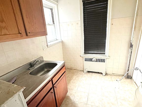 2nd image of 230 E 167th St APT 2L