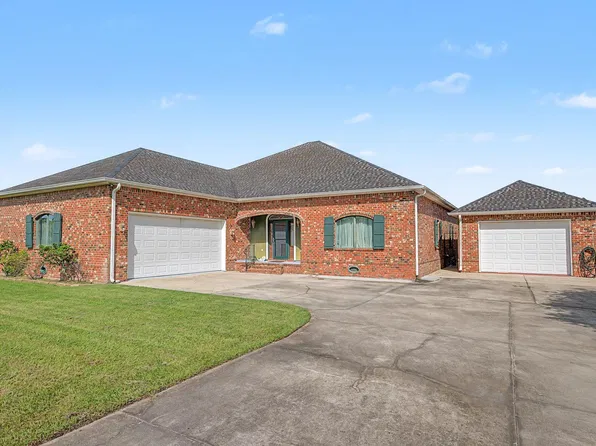 228 Lake Mechant Ct, Houma, LA 70360