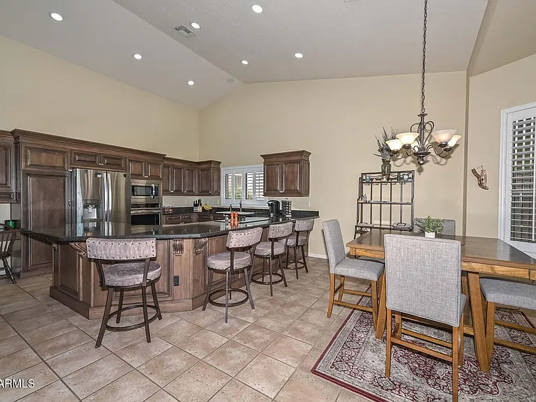 3171 N Palmer Dr — Photo 19