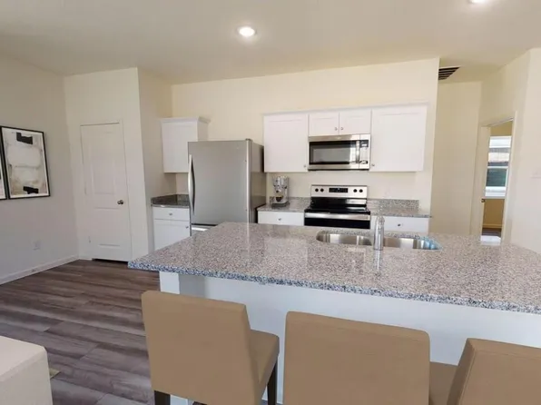 9155 Stonebrooke Chase Dr, Conroe, TX 77303