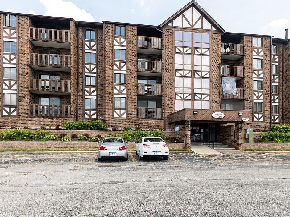 1st image of 10420 Circle Dr APT 15B