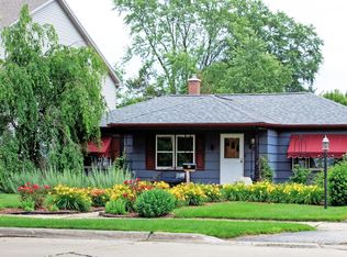 827 S Charlotte St, Lombard, IL 60148
