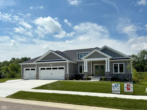 3725 Maple Ridge Dr, Columbus, IN 47201