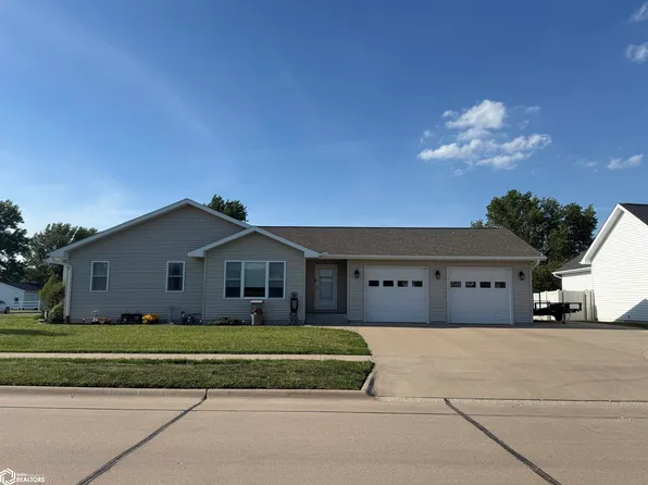 204 Centennial Dr, Mediapolis, IA 52637
