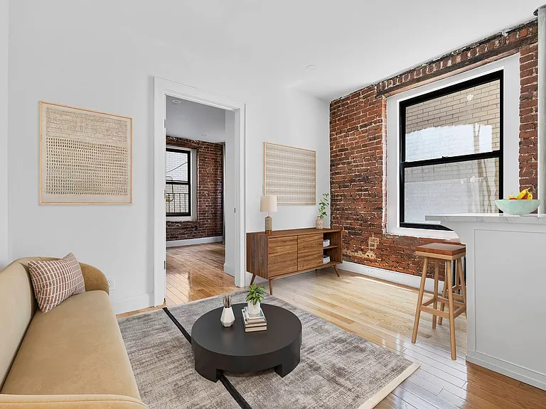 443 E 88th St #7 — Photo 2