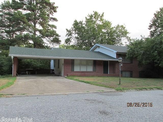 1st image of 1424 Huddleston St