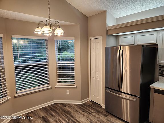 5th image of 10795 LAS COLINAS Way