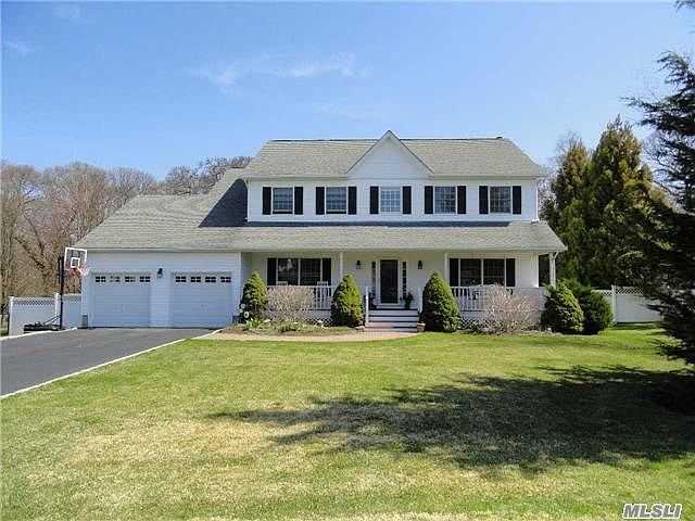 1st image of 25 Grasslands Cir