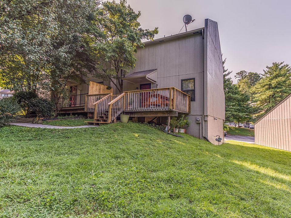 Deck at Front Door