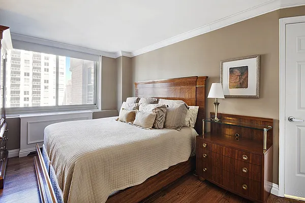 Rented by Halstead Real Estate | media 18