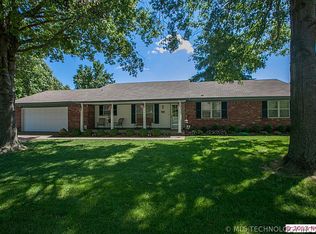 8309 S Joshua Ave, Broken Arrow, OK 74011