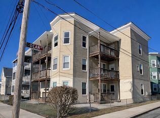 528 Privilege St, Woonsocket, RI 02895