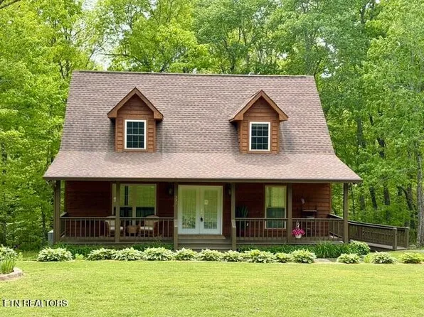 331 E Cove Rd, Monterey, TN 38574