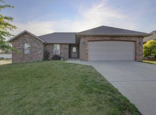 359 S Mahn Ave, Springfield, MO 65802
