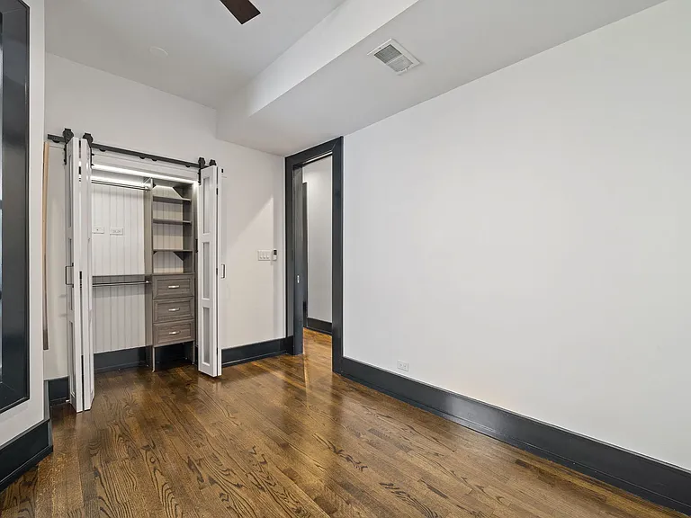 3513 N Sheffield Ave #3 — Photo 22