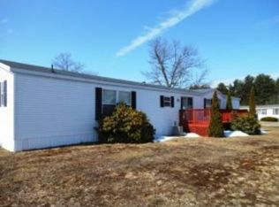 21 Saint Lawrence Dr, Belmont, NH 03220