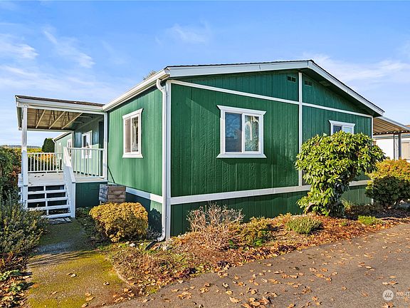 2nd image of 16600 25th Avenue NE #118