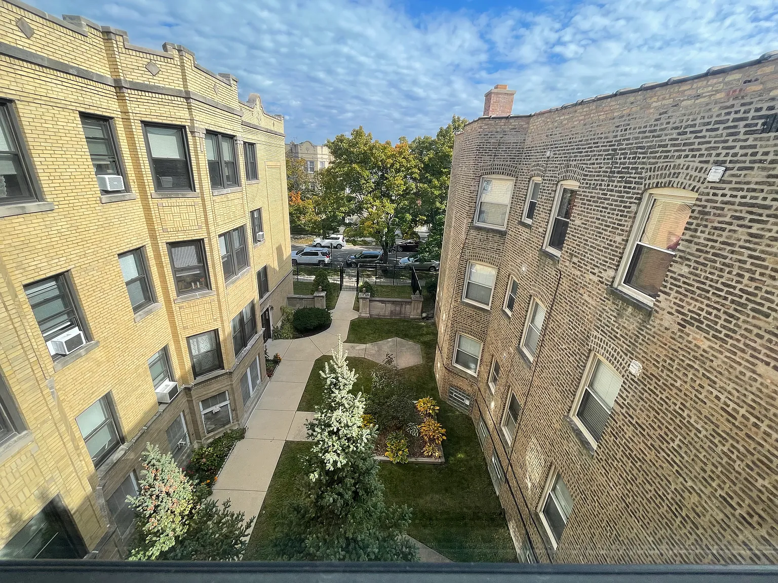 1 bed, 1.0 bath, 650 sqft, $1,100 — Photo 4