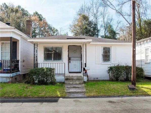 1015 Hearn Street, Savannah, GA 31415