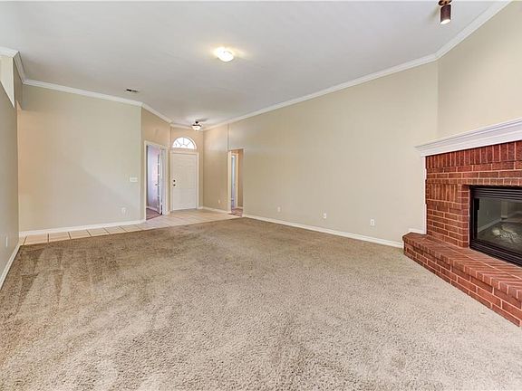 5th image of 10617 S Linn Ave