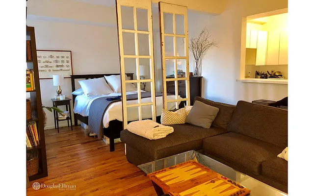 Rented by Douglas Elliman | media 14