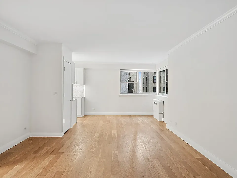 85 E End Ave #5H